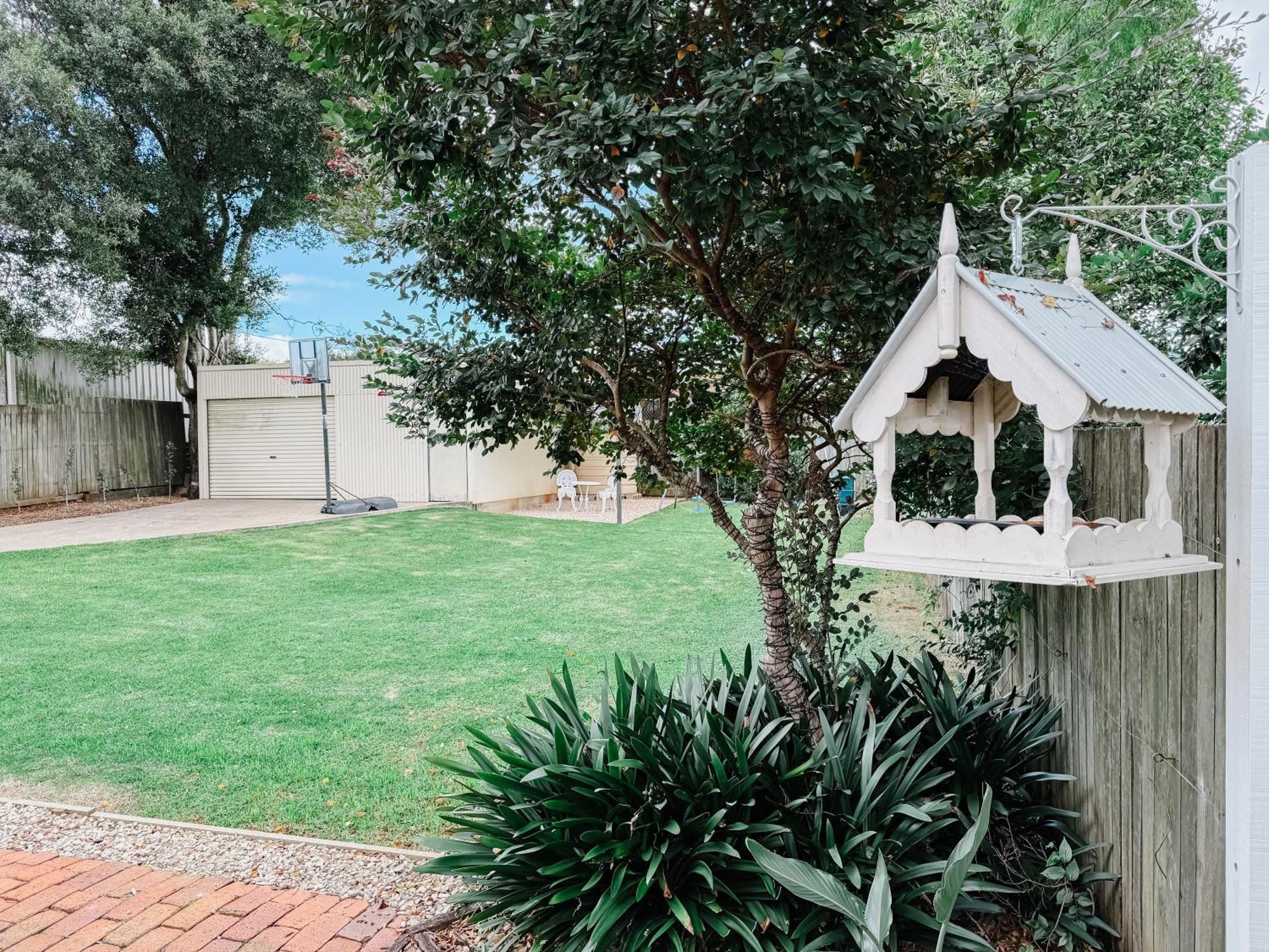 Jacaranda Cottage - Family & Pet Friendly トゥーンバ エクステリア 写真
